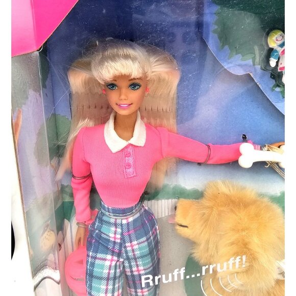 Vintage 1997 Mattel Barbie & Ginger Skateboard and Accessories - Picture 2 of 3